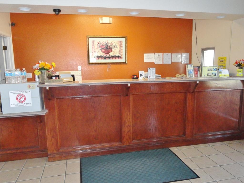 Americas Value - 2* Brownsville