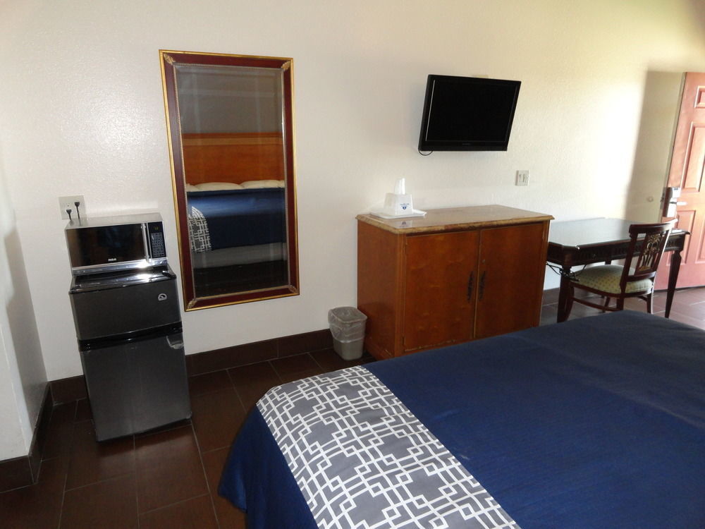 Motel Americas Value - 2*